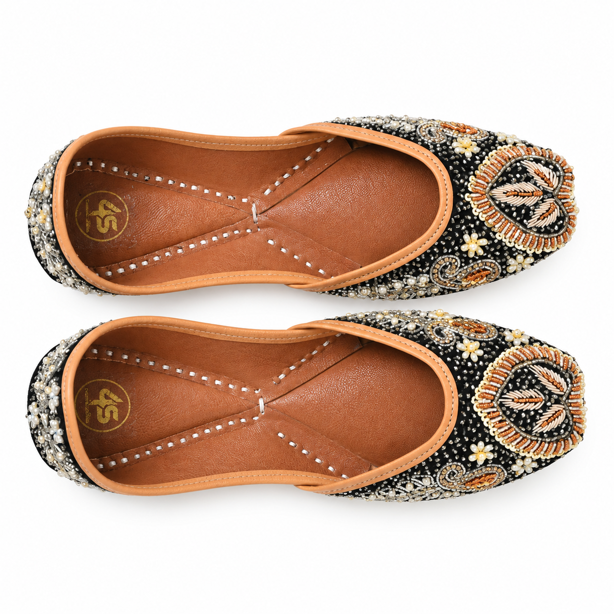 Midnight Black Pearl & Zari Embroidered Punjabi Jutti