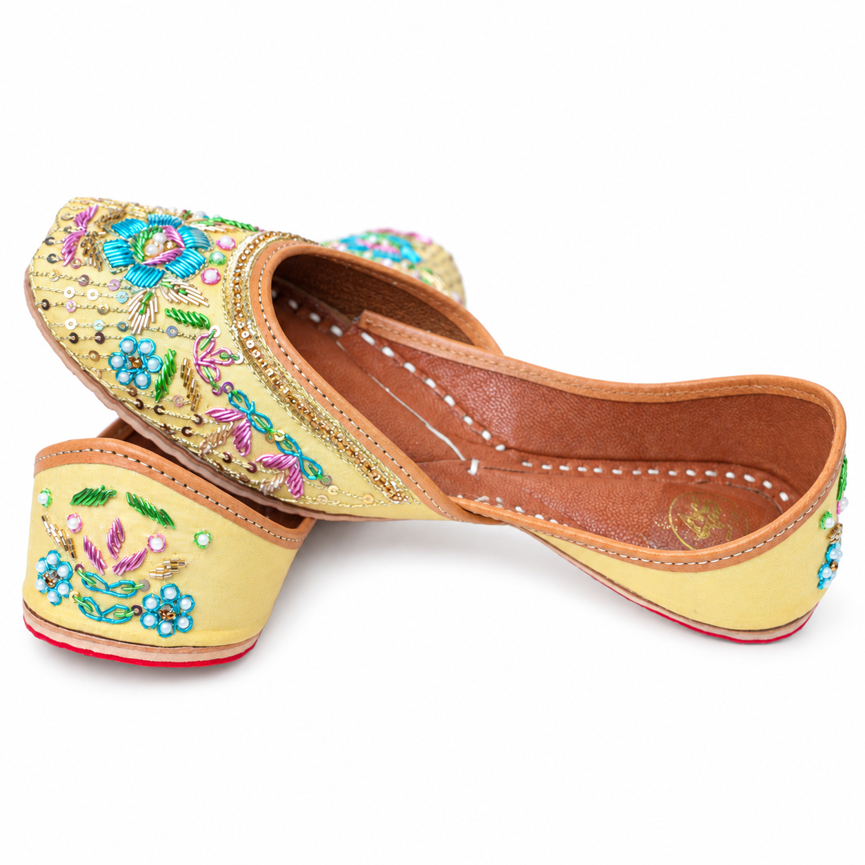 Golden Blossom Hand-Embroidered Punjabi Jutti